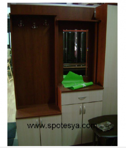Spot masa sandalye FİYATI: 2500 TL 4 Spot aynalı portmanto 1-A