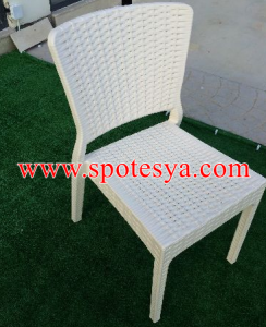 Bembeyaz cafe sandalyesi
