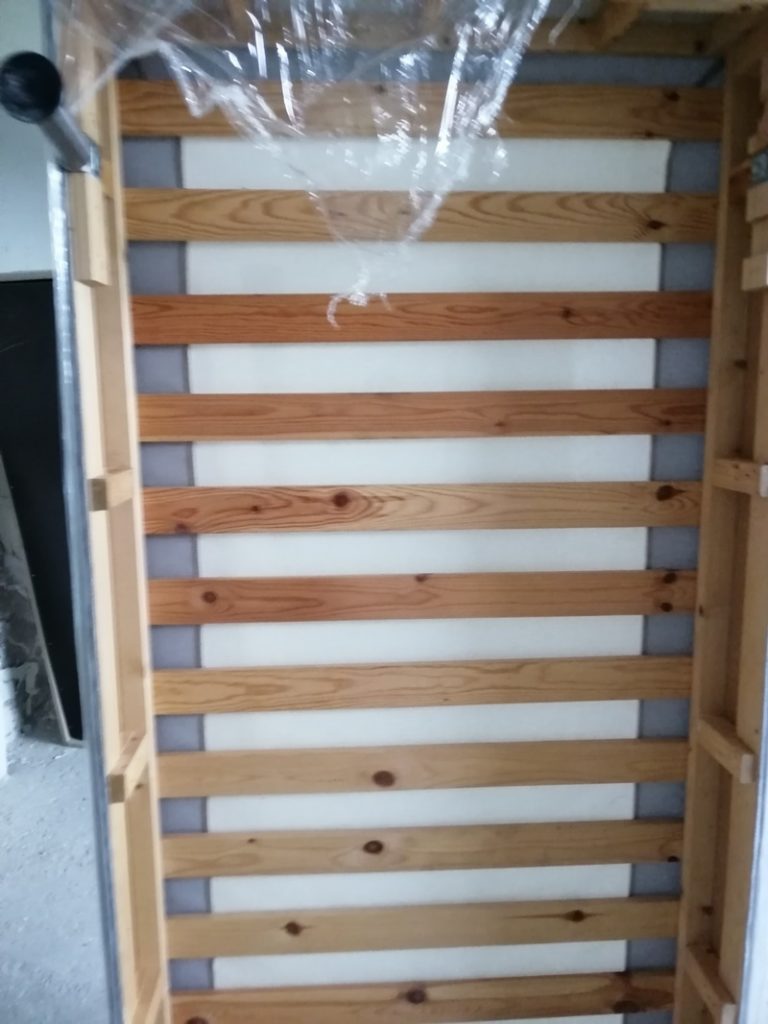 İkinci el ikea karyola (sultan aksdal) 150 lira Spot