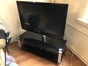 Kullanılmış ama hatasız vestel 127 ekran uydu alıcılı 4K smart LED televizyon 14 ikinci el 42 inç (106 ekran) Lg 5000 televizyon