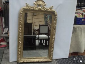 60 yıllık antika çalışma masası 16 antika ahşap çereçiveli taş ayna 75 cm en 120 cm yükseklik