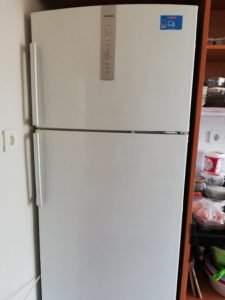 Sağlam durumda arçelik 2 kapılı eski tip buzdolabı 12 Dijital göstergeli nofrost bosch buzdolabı