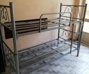 Ucuz şantiye ranzası 11 Tek kişilik 2 katlı ayrılabilir ucuz ranza