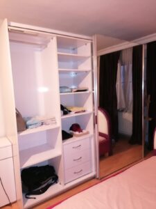Rattan sandalye.ucuz fiyata satılık 15 SPOT ELBİSE DOLABI İKİNCİ EL GARDROP UYGUN KAMPANYALI